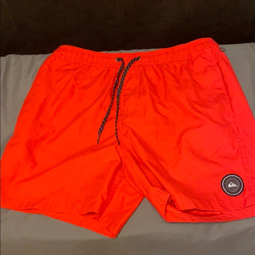 Quicksilver men’s volley shorts